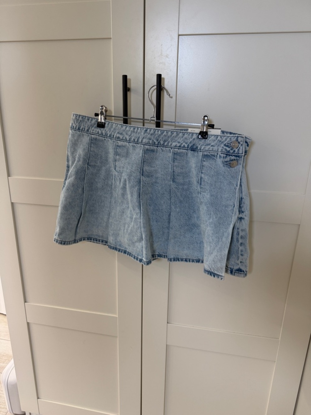 NWT Light Blue Denim Pleated Women’s Skort